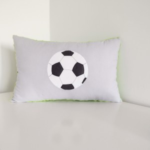 Poduszka z piłką zielony minky