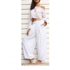 Biały sweter Angora star