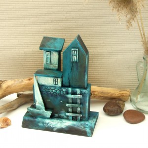 Domek nad zatoczką - dekoracja z drewna