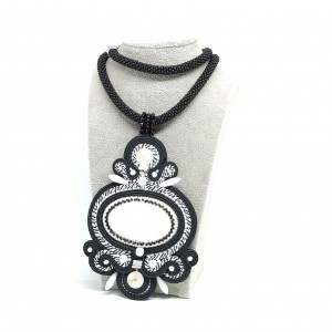 Czarno-biały naszyjnik sutasz ze skolecytem Audrey