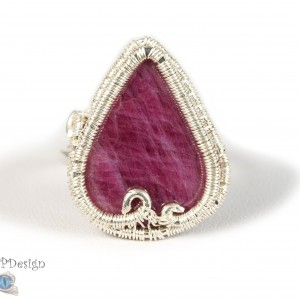 Rubin, srebrny pierścionek z rubinem, regulowany, prezent dla niej, prezent dla mamy, biżuteria ręcznie robiona, wire wrapped
