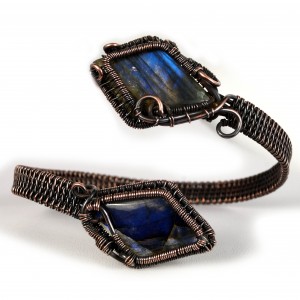 Labradoryt i miedź, Miedziana bransoletka z labradorytami, ręcznie wykonana, prezent dla niej prezent dla mamy, prezent urodzinowy biżuteria