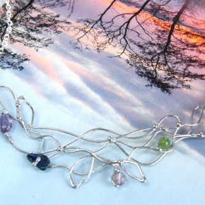 Kolia: elfi naszyjnik z kamykami, ametyst