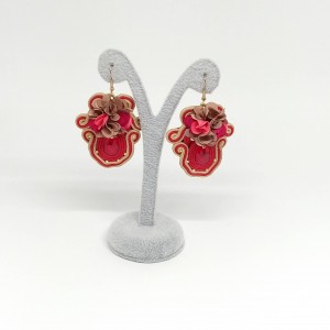 Kolczyki z kwiatami sutasz czerwono-beżowe Flora