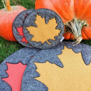 Podkładka filcowa z liściem klonu - duża, jesień