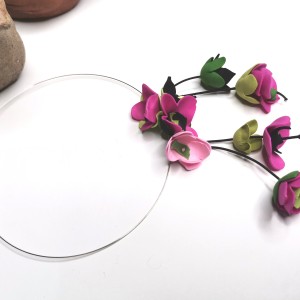 Naszyjnik kwiatowy zakładany