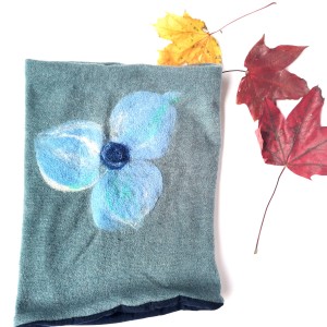 Komin niebieski blady z wełną  merino