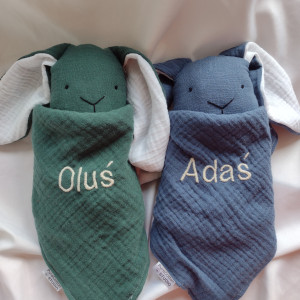 personalizowany prezent dla noworodka, przytulanka z imieniem dziecka, szmaciany króliczek z muślinu