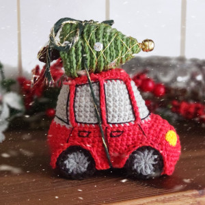 Autko z choinką
