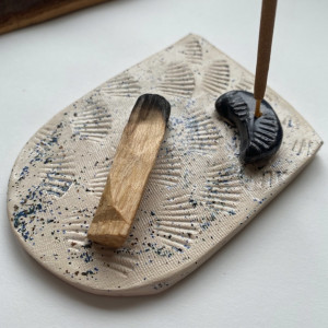 PALOLOPULI podstawka na kadzidełko i palosanto