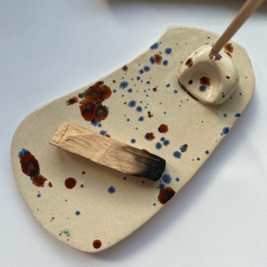 PALOLOPULI podstawka na kadzidełko i palosanto