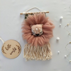 Makatka z lwem, lew dekoracja dla chłopca, makrama dziecięca, zawieszka