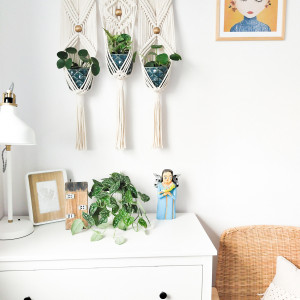 Kwietnik makrama na 3 doniczki