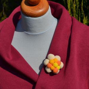 BROSZKA z kulek Kolorowa