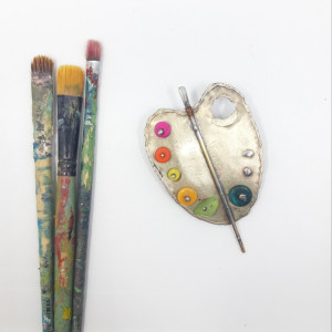 Paleta malarska broszka