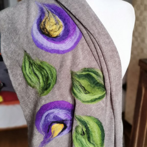 Bezowa chusta handmade wełniana