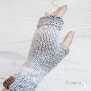 Krótkie szare mitenki cieniowane