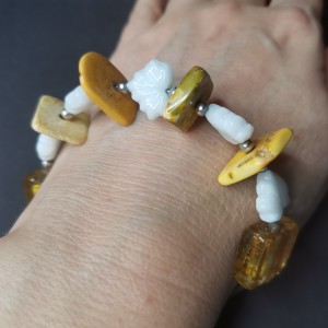 bransoletka koralikowa etno