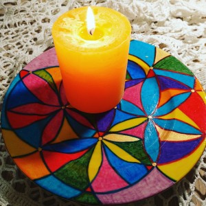 Talerz Cały w kwiatach