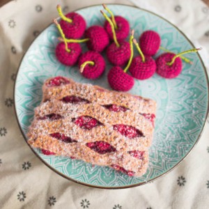 Szydełkowe ciastko francuskie z dżemem