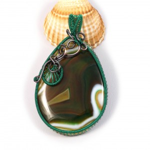Agat, Miedziany wisior z agatem zielono białym, ręcznie wykonany, prezent dla niej, prezent dla mamy prezent urodzinowy biżuteria autorska