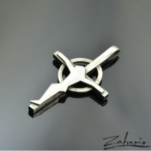 Wisior Krzyż z Jezusem Srebro Zahario