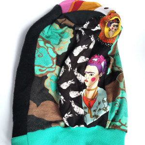 Czapka damska patchworkowa smerfetka fruda