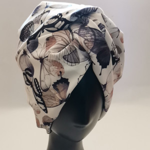 Turban wiosenny kolorowy w motyle