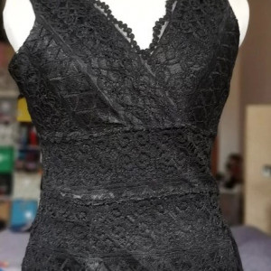 sukienka koronkowa czarna przepiekna