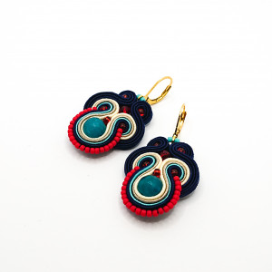 Kolorowe kolczyki sutasz z jadeitami