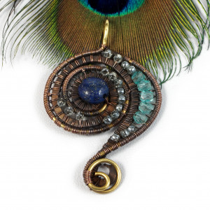 Lapis, Miedziany wisior z kuleczką lapis lazuli, ręcznie wykonany, prezent dla niej, prezent dla mamy, biżuteria inspirowana Grecją