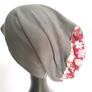 Czapka damska wiosenna przejściówka